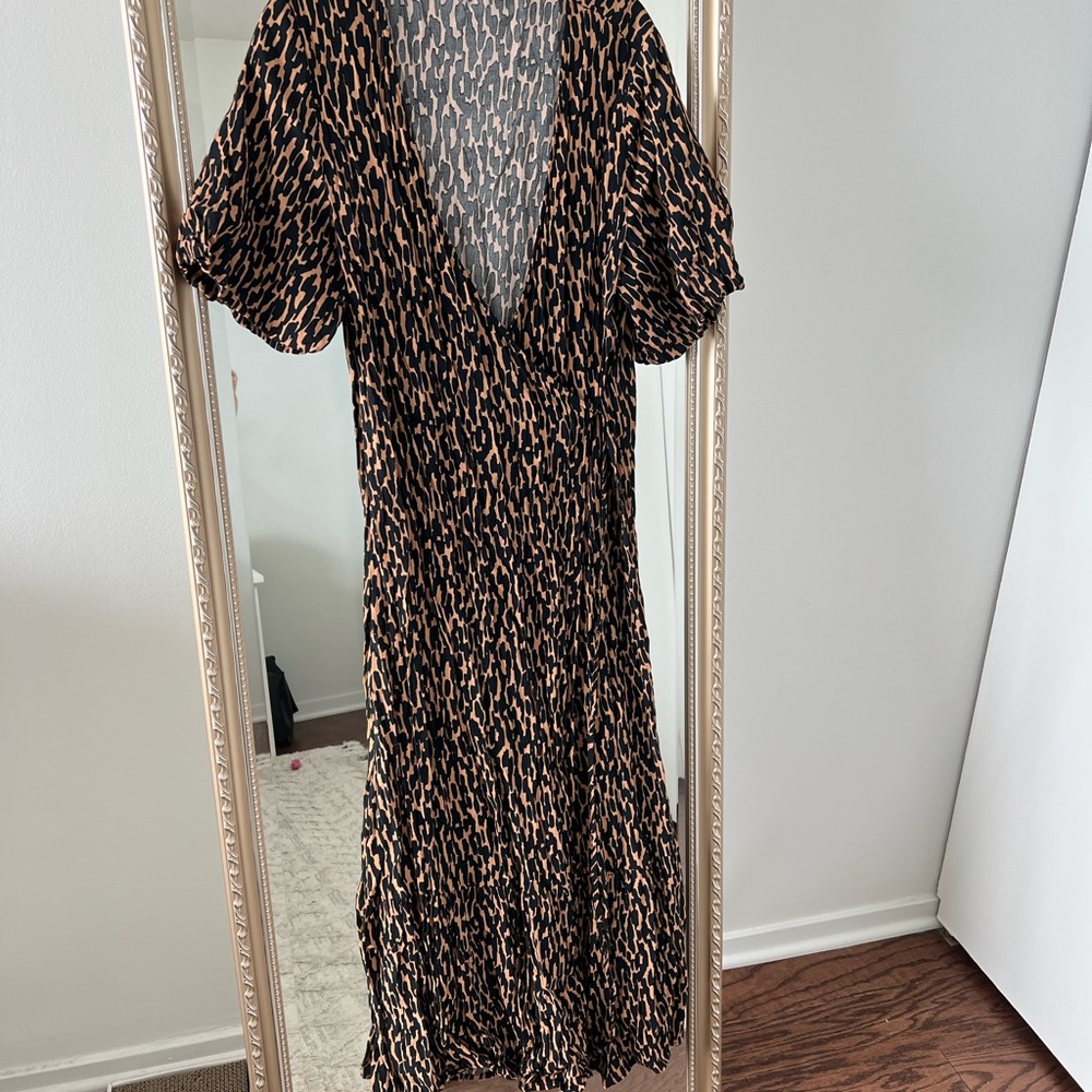 Petal & Pup - Elegant Leopard Print Wrap Dress
